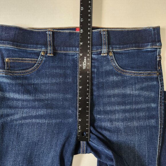 Spanx EveryWear Flare Jeans S Petite Clean Indigo Pull On‎ Stretch Denim 20327Q - Picture 6 of 11